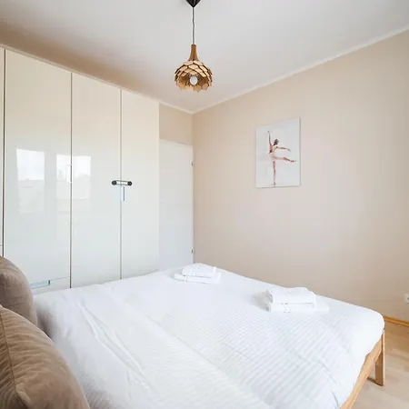 Apartmán Metro Ursynow Homely By Bookinghost