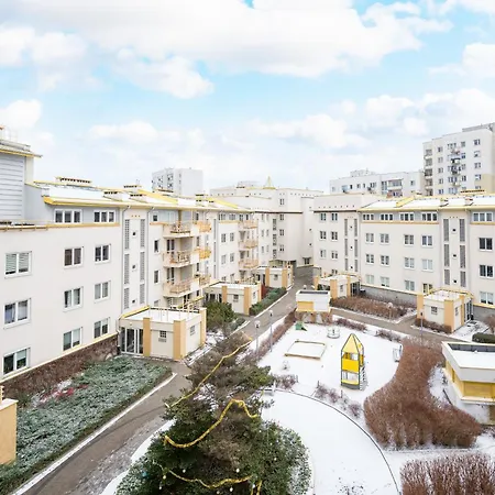 Metro Ursynow Homely By Bookinghost Apartmán