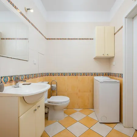 Metro Ursynow Homely By Bookinghost Апартаменты