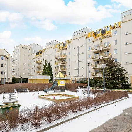 Апартаменты Metro Ursynow Homely By Bookinghost *
