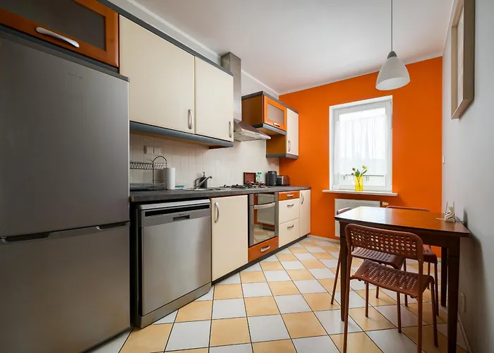 Metro Ursynow Homely By Bookinghost Apartmán