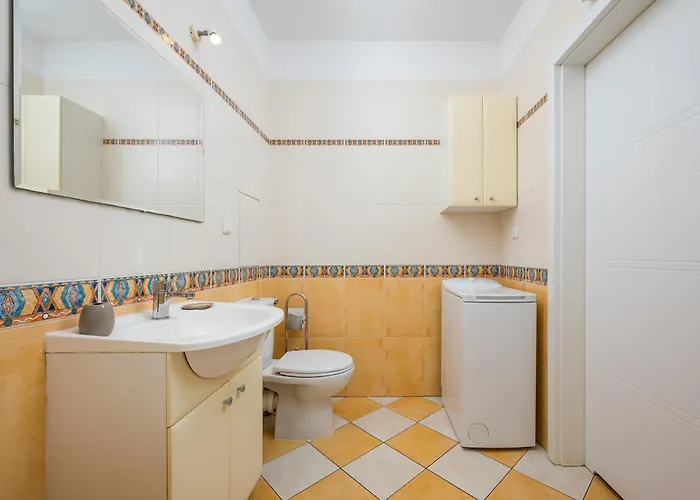 Metro Ursynow Homely By Bookinghost Apartmán